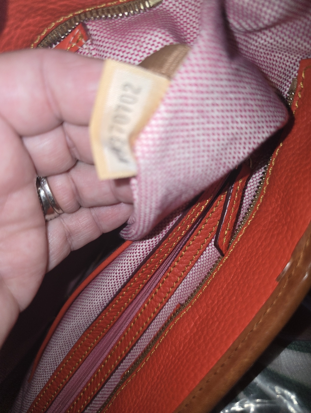 🦆Dooney & Bourke Orange Pebbled Leather Tote with Tan Trim EUC - Picture 12 of 15